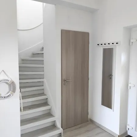 Ragyogok Apartman * Balatonalmádi